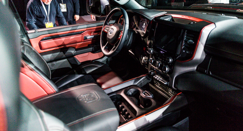 Illustration for article titled The 2019 Ram 1500 Gets Hybrid Tech And An Insane 12-Inch Touchscreen
